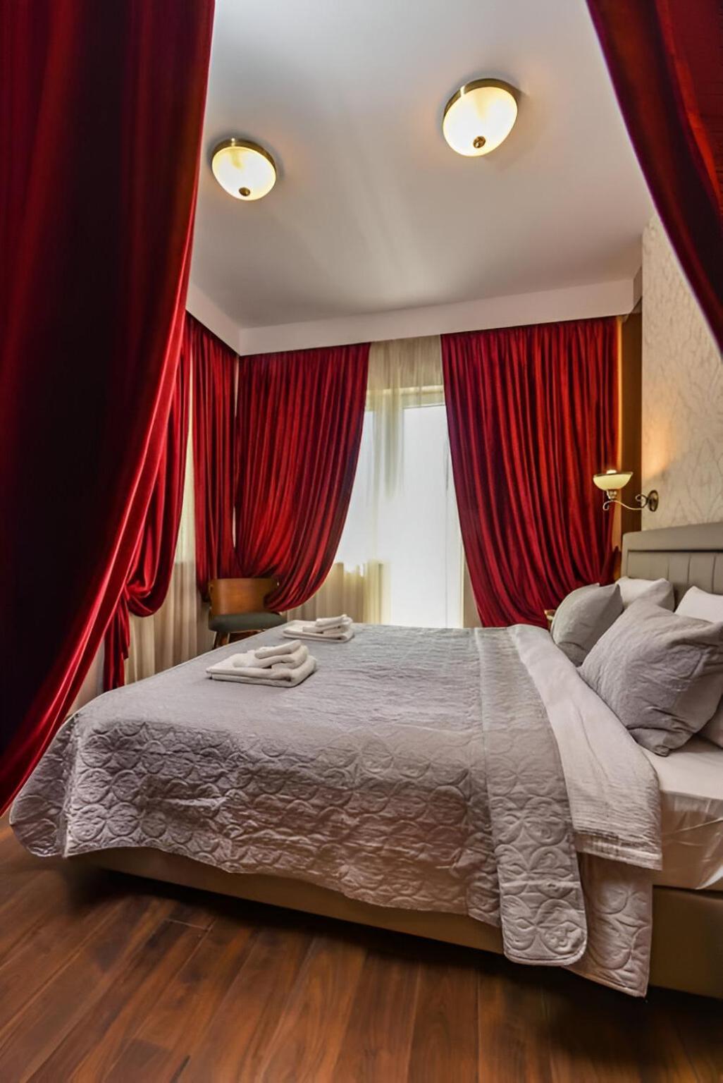 Palace Of Culture 2-Bedroom Retreat On Skobelev Blvd Sofia Extérieur photo