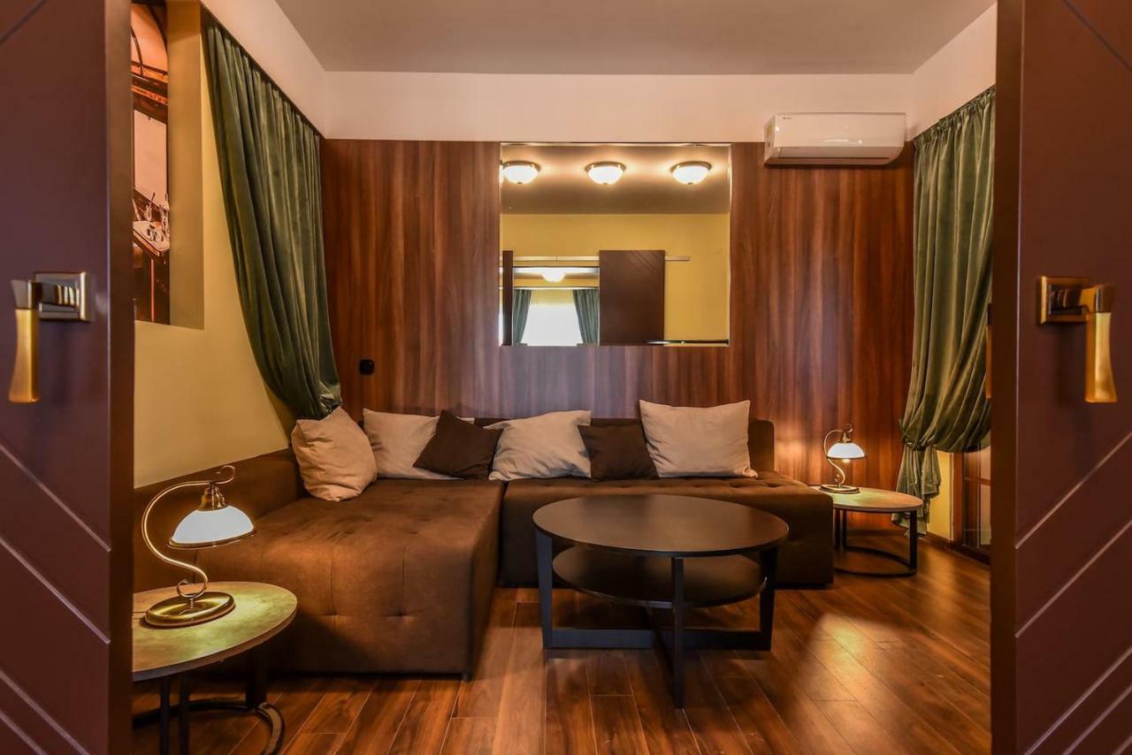 Palace Of Culture 2-Bedroom Retreat On Skobelev Blvd Sofia Extérieur photo