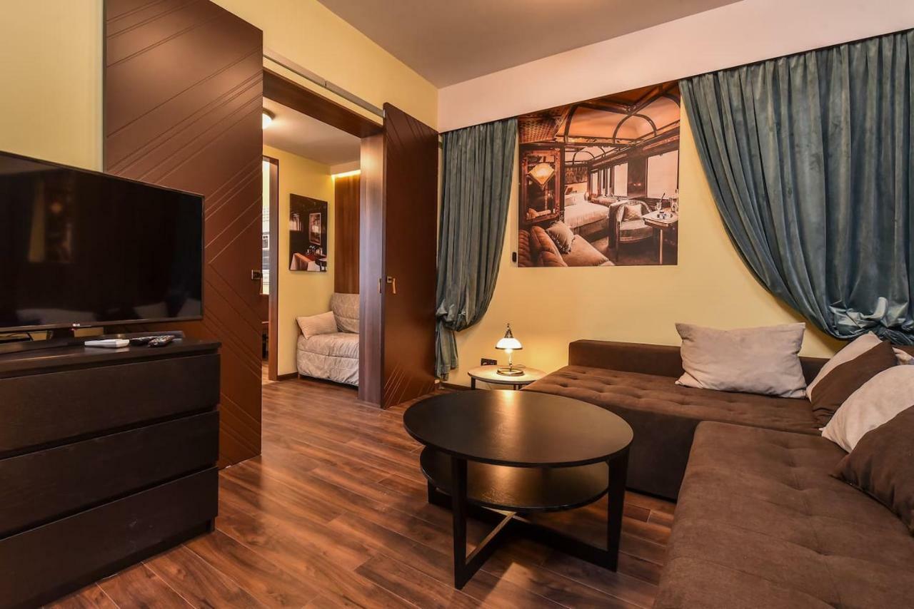 Palace Of Culture 2-Bedroom Retreat On Skobelev Blvd Sofia Extérieur photo