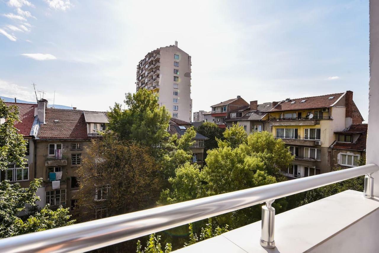Palace Of Culture 2-Bedroom Retreat On Skobelev Blvd Sofia Extérieur photo